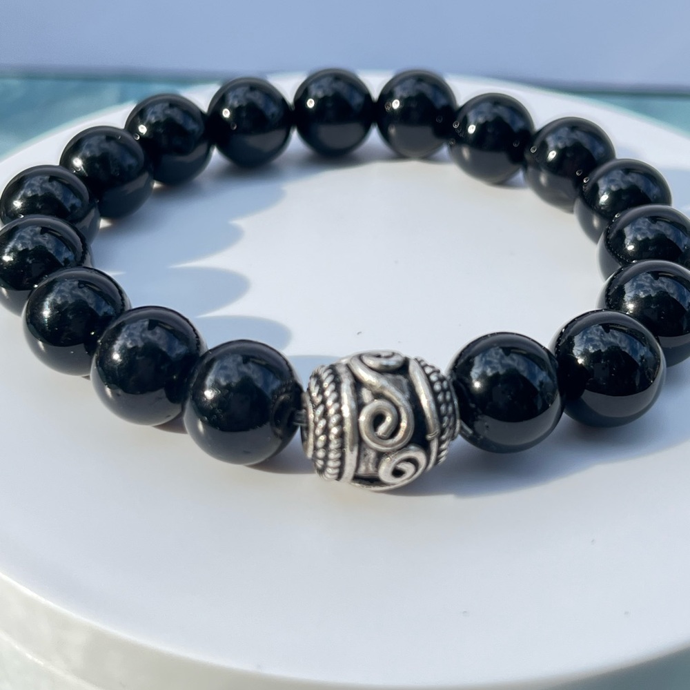Handcrafted Men’s Black Onyx Beaded Stretch Bracelet with Antique Silver Accent